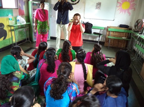 Martial Vout - Reality Gives workshop in Dharavi, India