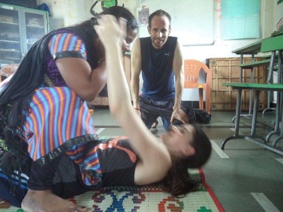 Martial Vout, self-defence - Andar kriechtier - Reality Gives